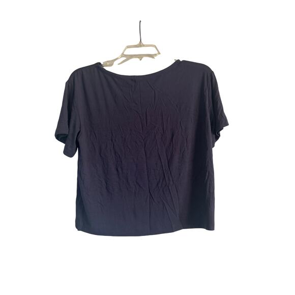 NWT Old Navy Women's Navy Blue Short Sleeve Cropped T Shirt Size XS - Picture 2 of 5